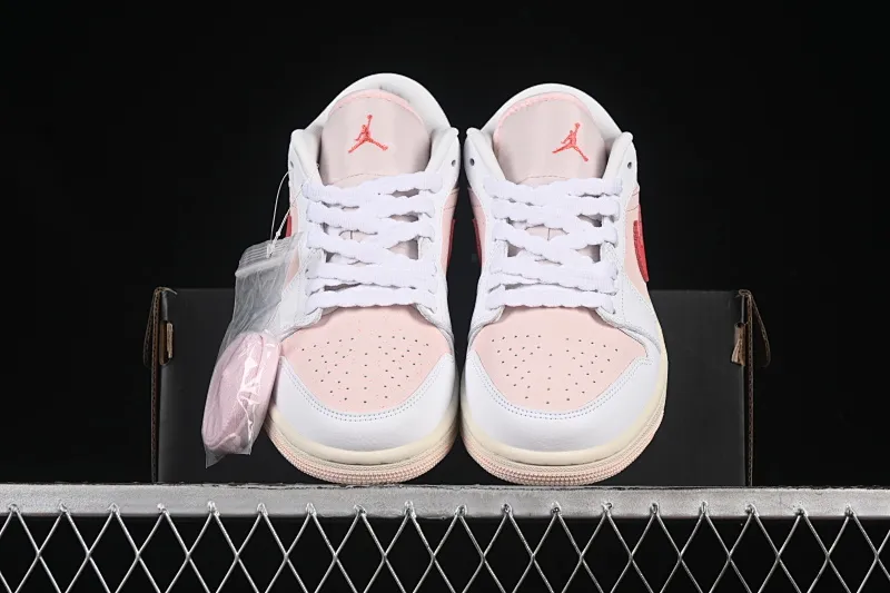 All categories Air Jordan Jordan series basketball shoes Air Jordan 1 Low Air Jordan 1 Low AJ1 Joe 1 white and pink low-top cultural and leisure sports sneakers IB8156-133